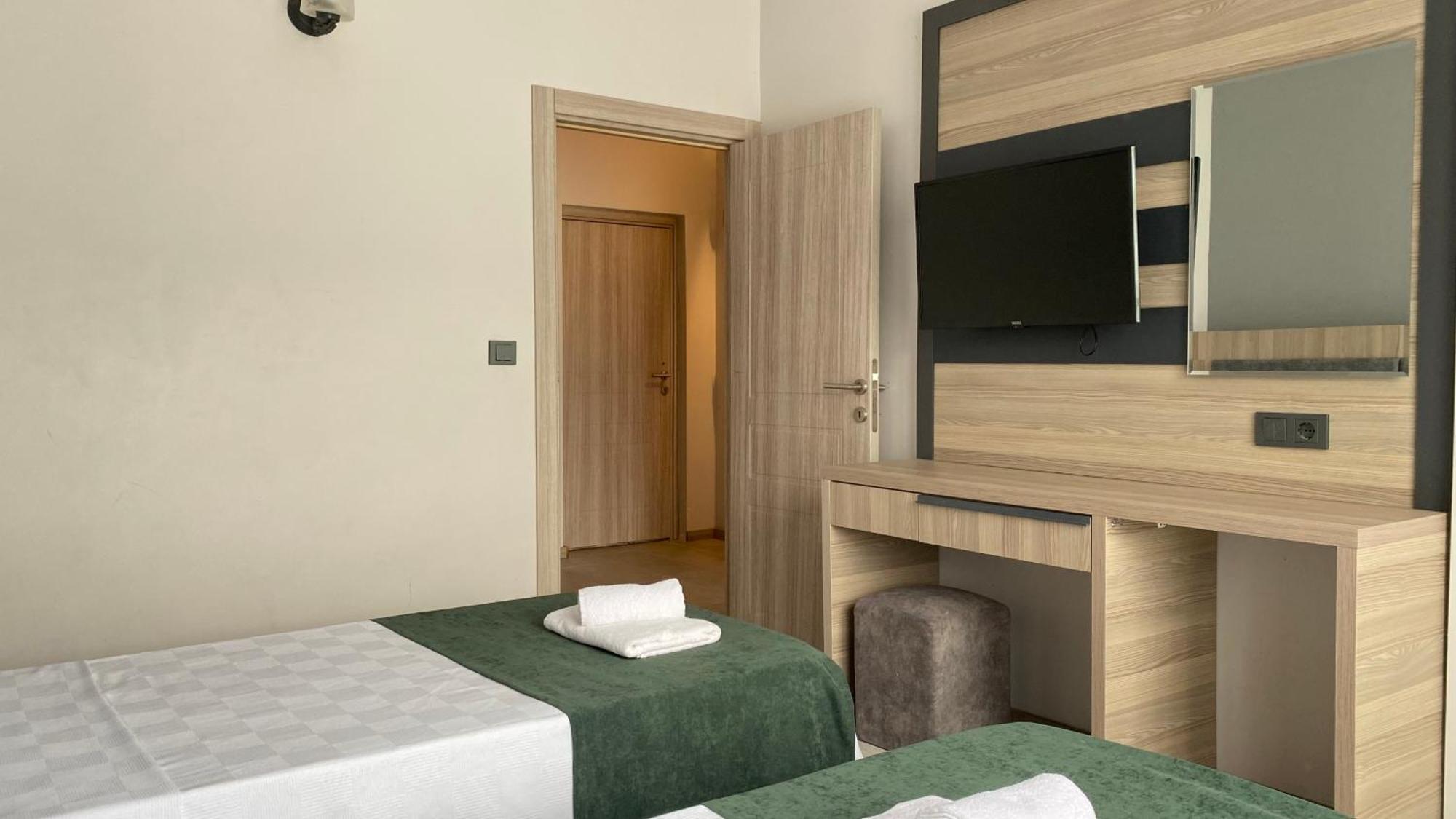 Medos Beach Hotel Kusadasi Exterior photo