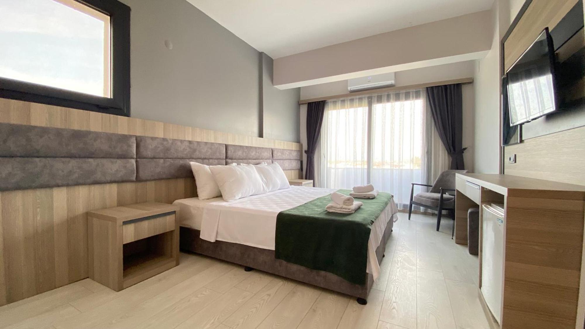 Medos Beach Hotel Kusadasi Exterior photo